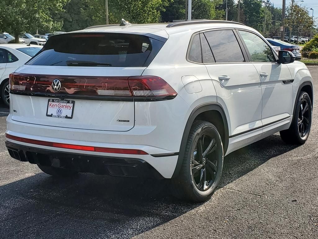 2026 Volkswagen Atlas Cross Sport SEL R-Line Black