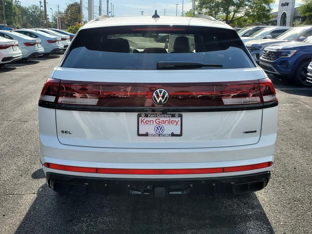 2026 Volkswagen Atlas Cross Sport SEL R-Line Black