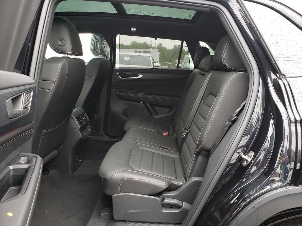 2026 Volkswagen Atlas Cross Sport SEL R-Line Black