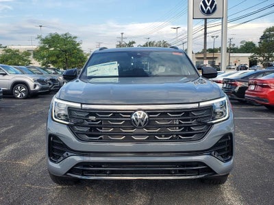 2026 Volkswagen Atlas Cross Sport SEL R-Line Black