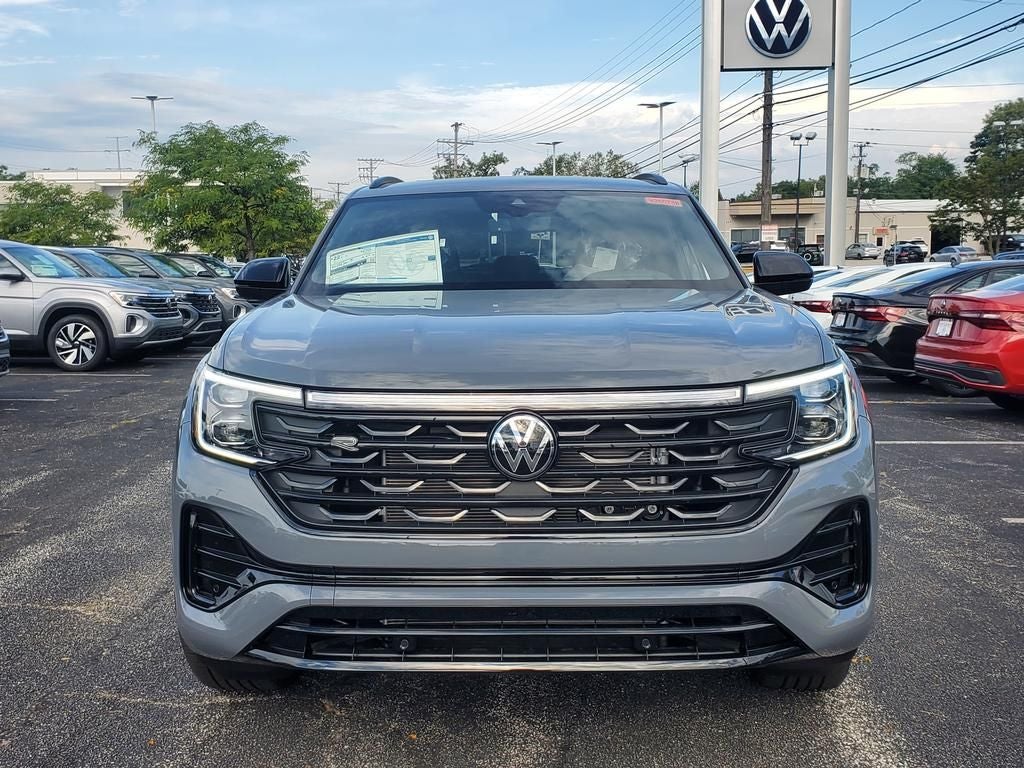 2026 Volkswagen Atlas Cross Sport SEL R-Line Black