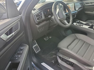 2026 Volkswagen Atlas Cross Sport SEL R-Line Black