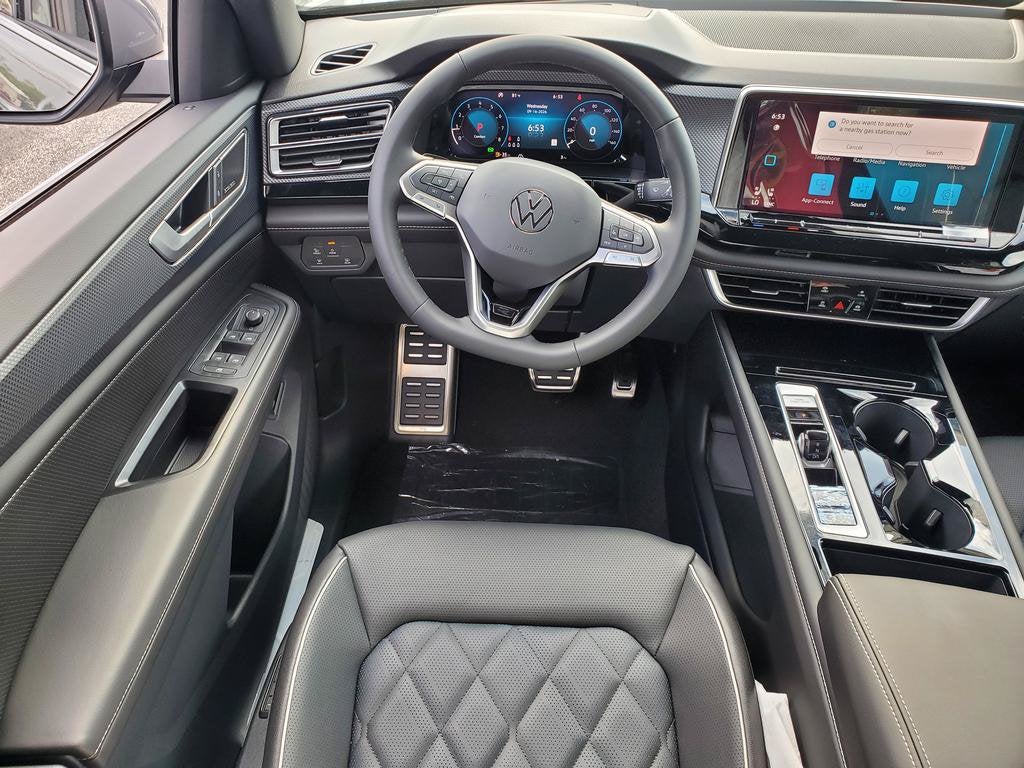 2026 Volkswagen Atlas Cross Sport SEL Premium R-Line
