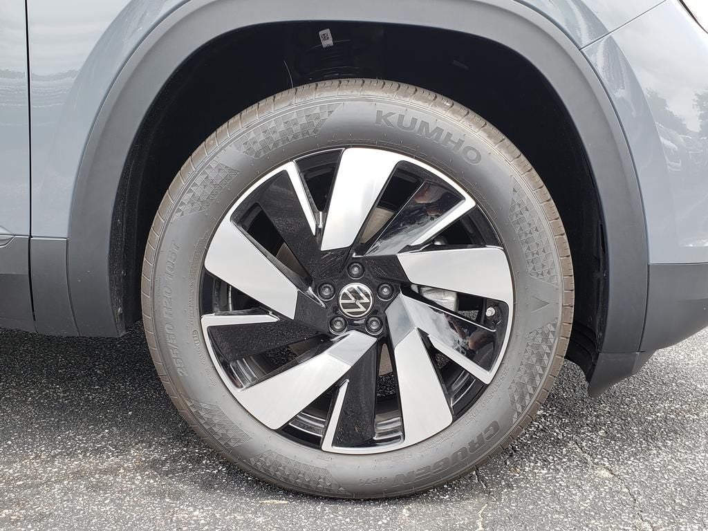 2026 Volkswagen Atlas Cross Sport SE w/Technology
