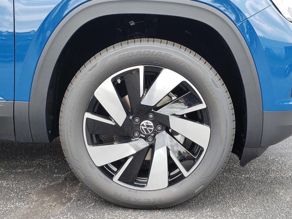 2026 Volkswagen Atlas Cross Sport SE w/Technology