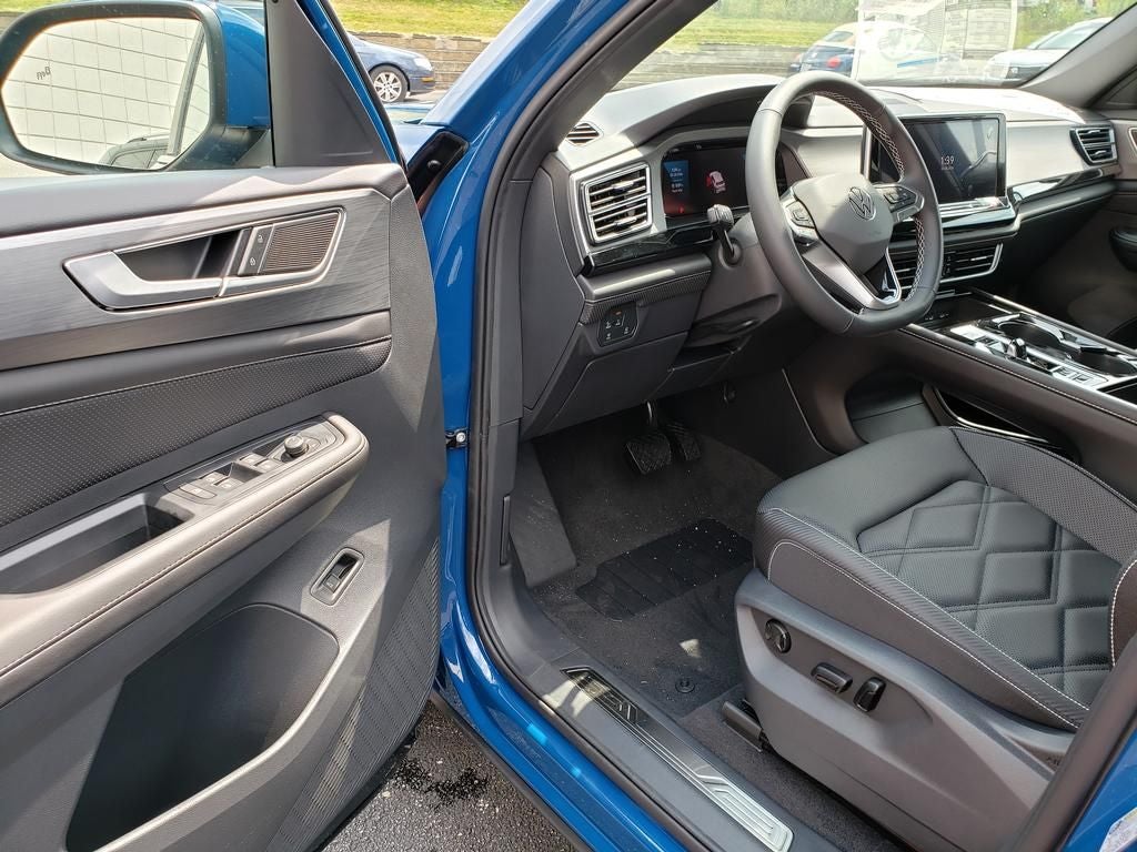 2026 Volkswagen Atlas Cross Sport SE w/Technology