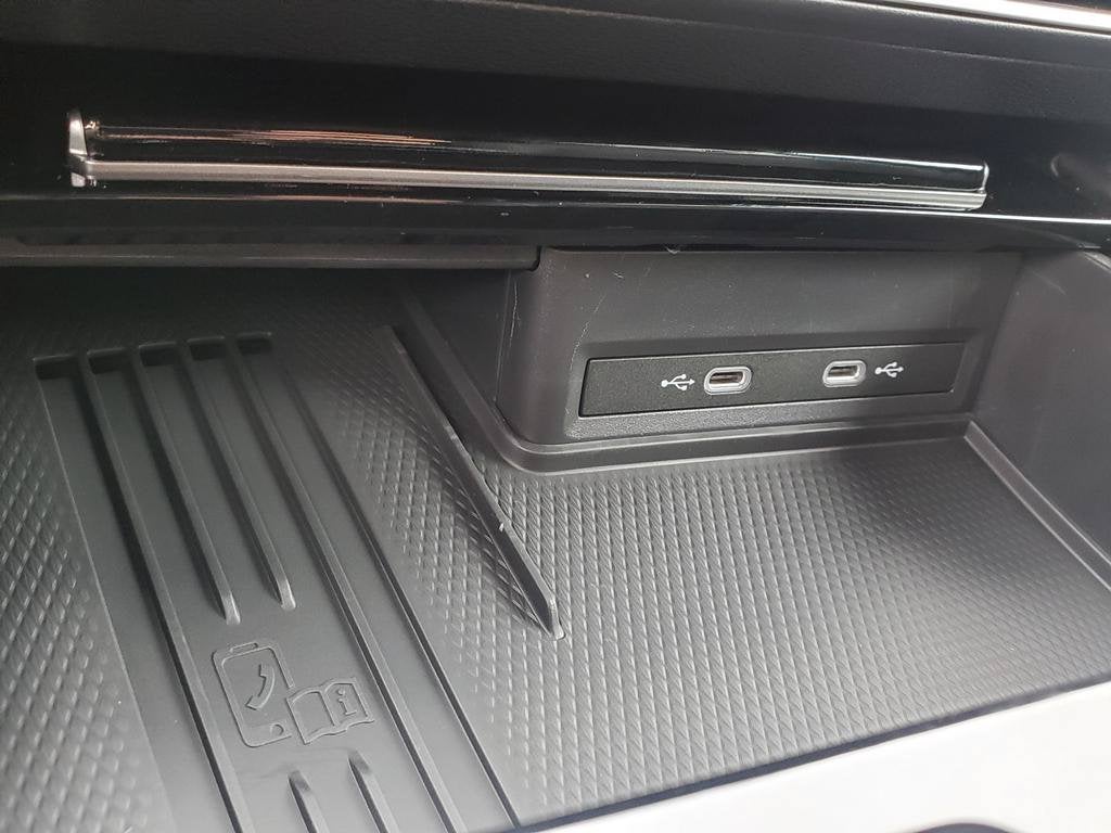 2026 Volkswagen Atlas Cross Sport SE w/Technology