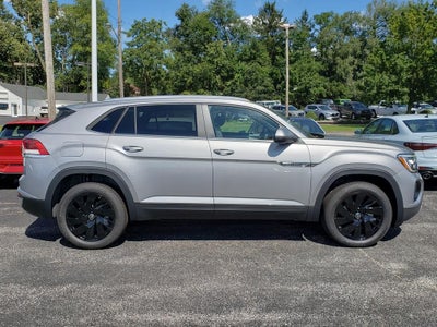2026 Volkswagen Atlas Cross Sport SE w/Technology