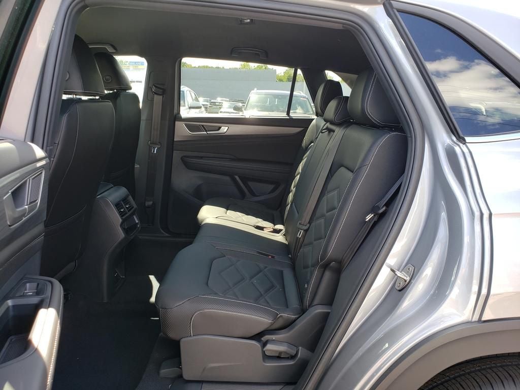 2026 Volkswagen Atlas Cross Sport SE w/Technology