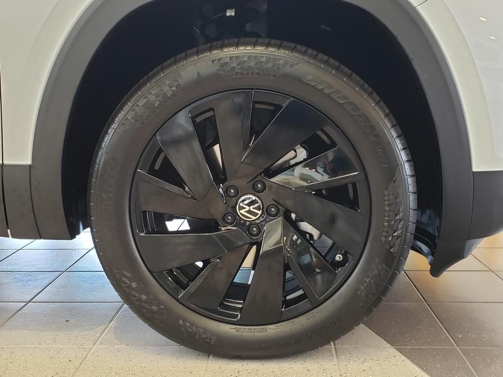2026 Volkswagen Atlas Cross Sport SE w/Technology
