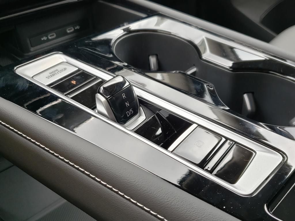 2026 Volkswagen Atlas SE w/Technology