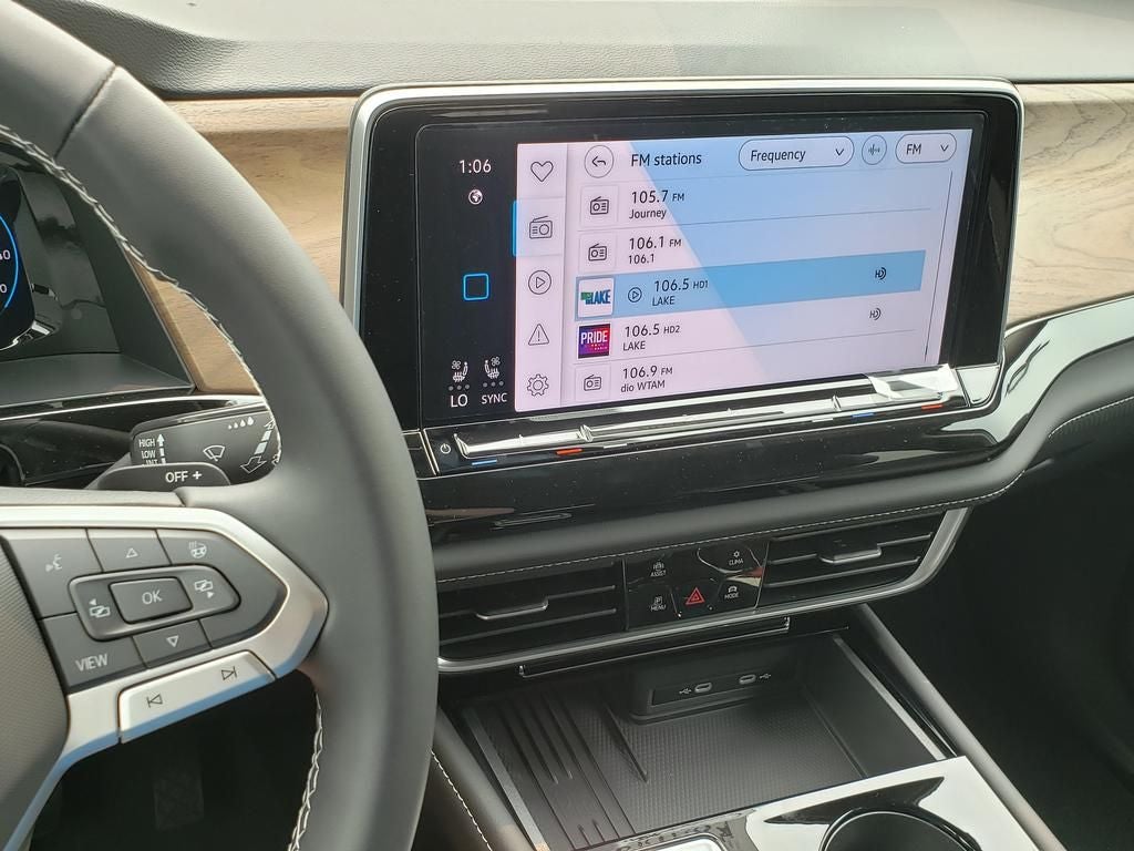 2026 Volkswagen Atlas SE w/Technology