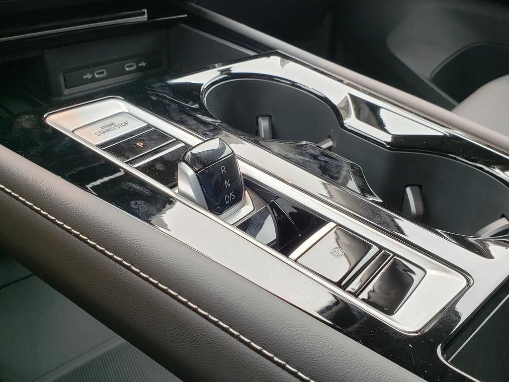 2026 Volkswagen Atlas SE w/Technology