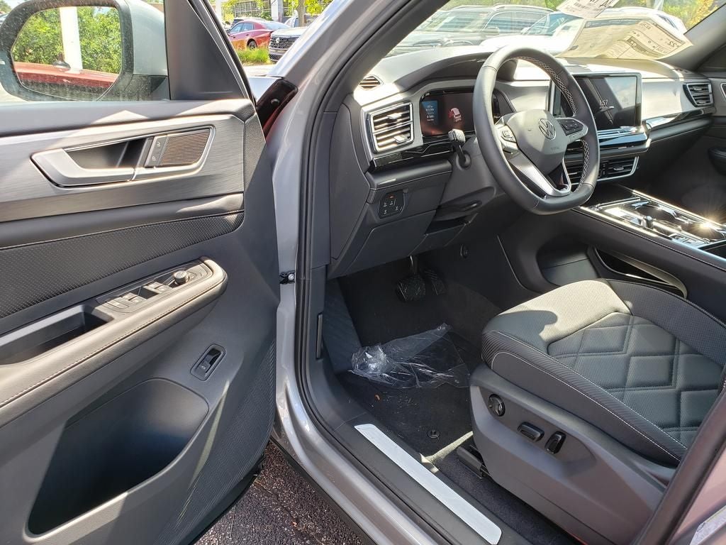 2026 Volkswagen Atlas Cross Sport SE w/Technology