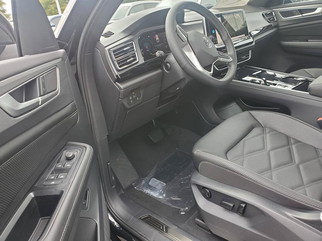 2026 Volkswagen Atlas Cross Sport SE w/Technology