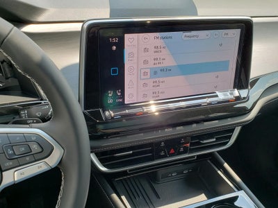 2026 Volkswagen Atlas Cross Sport SE w/Technology