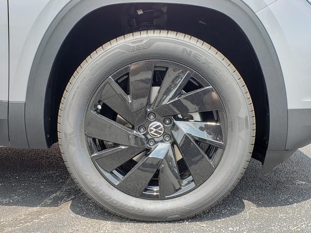 2026 Volkswagen Atlas Cross Sport SE w/Technology