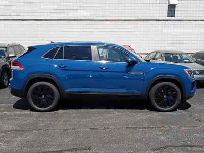 2026 Volkswagen Atlas Cross Sport SE w/Technology