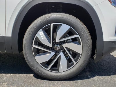 2026 Volkswagen Atlas SE w/Technology
