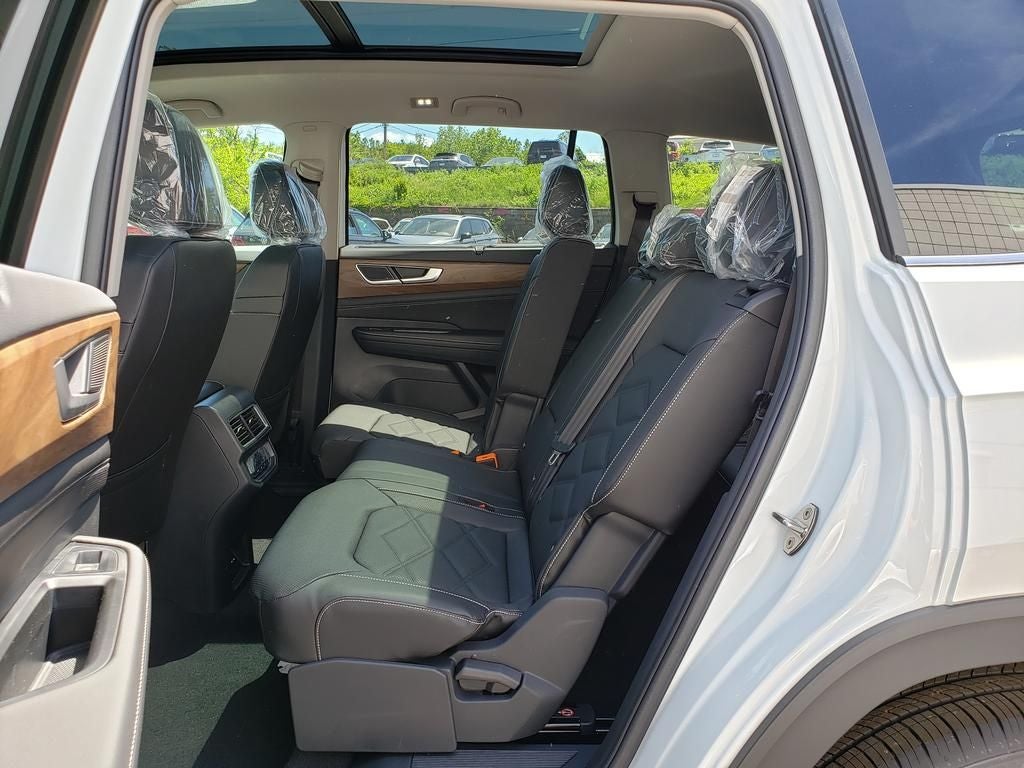 2026 Volkswagen Atlas SE w/Technology