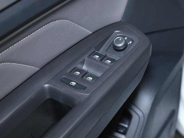2023 Volkswagen Atlas Cross Sport Base