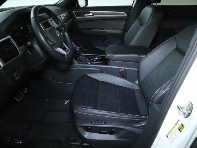 2023 Volkswagen Atlas Cross Sport Base