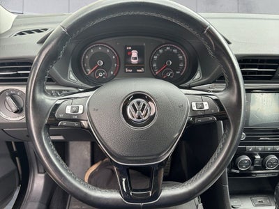 2020 Volkswagen Passat 2.0T R-Line