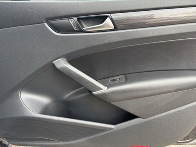 2020 Volkswagen Passat 2.0T R-Line