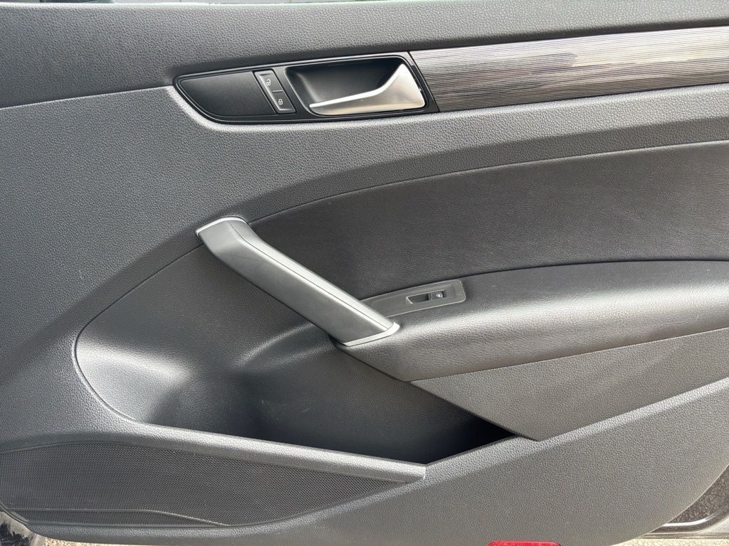 2020 Volkswagen Passat 2.0T R-Line