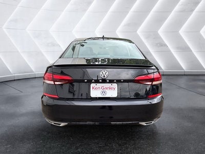 2020 Volkswagen Passat 2.0T R-Line