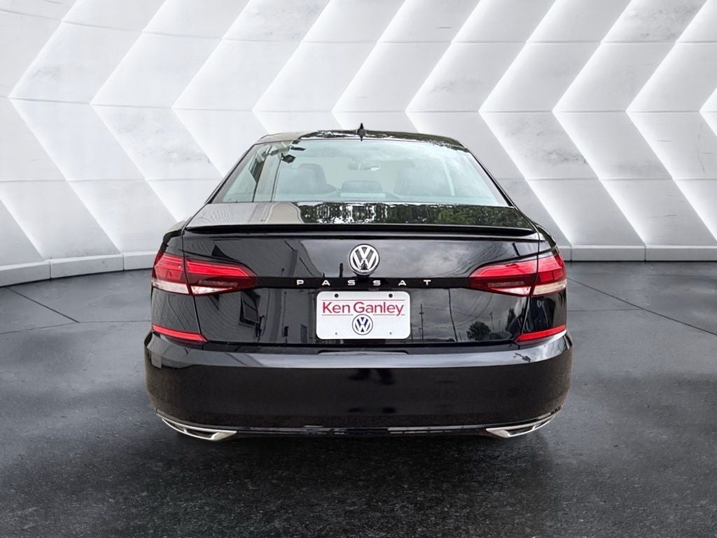 2020 Volkswagen Passat 2.0T R-Line