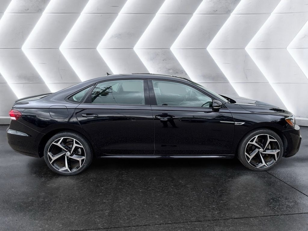 2020 Volkswagen Passat 2.0T R-Line