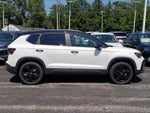 2026 Volkswagen Taos 1.5T SE Black