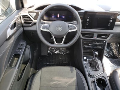 2026 Volkswagen Taos 1.5T SE Black