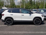 2026 Volkswagen Taos 1.5T SE Black