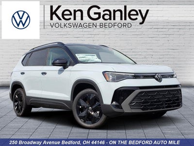 2027 Volkswagen Taos 1.5T SE Black