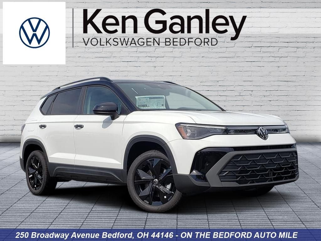 2027 Volkswagen Taos 1.5T SE Black