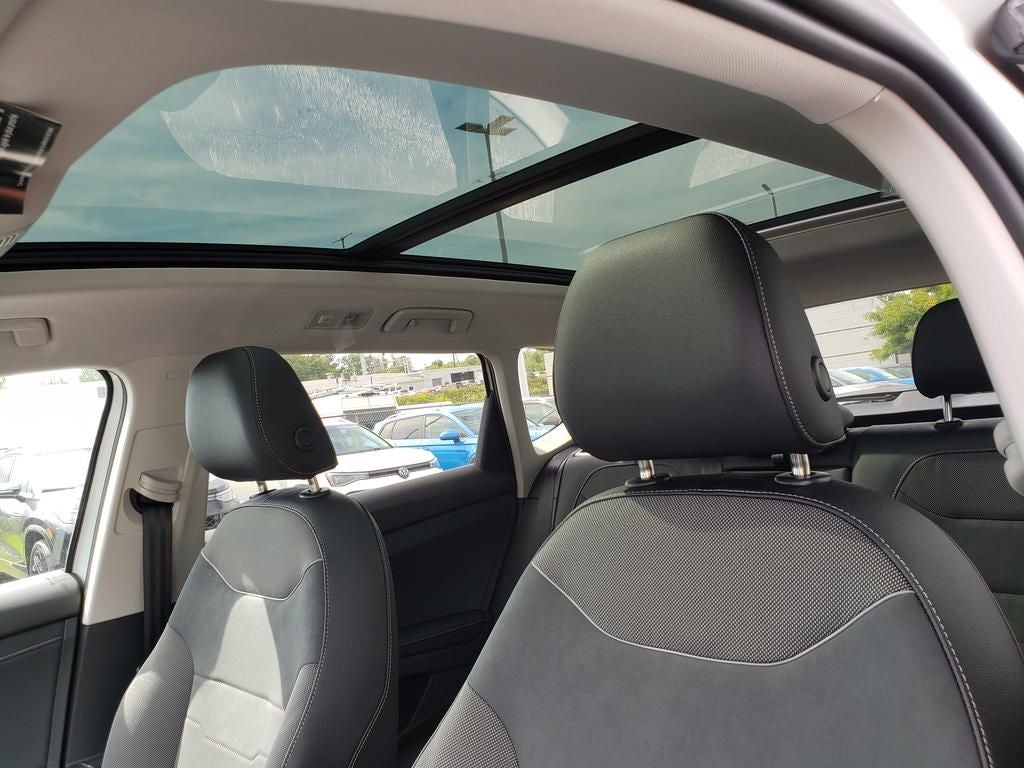 2027 Volkswagen Taos 1.5T SE Black