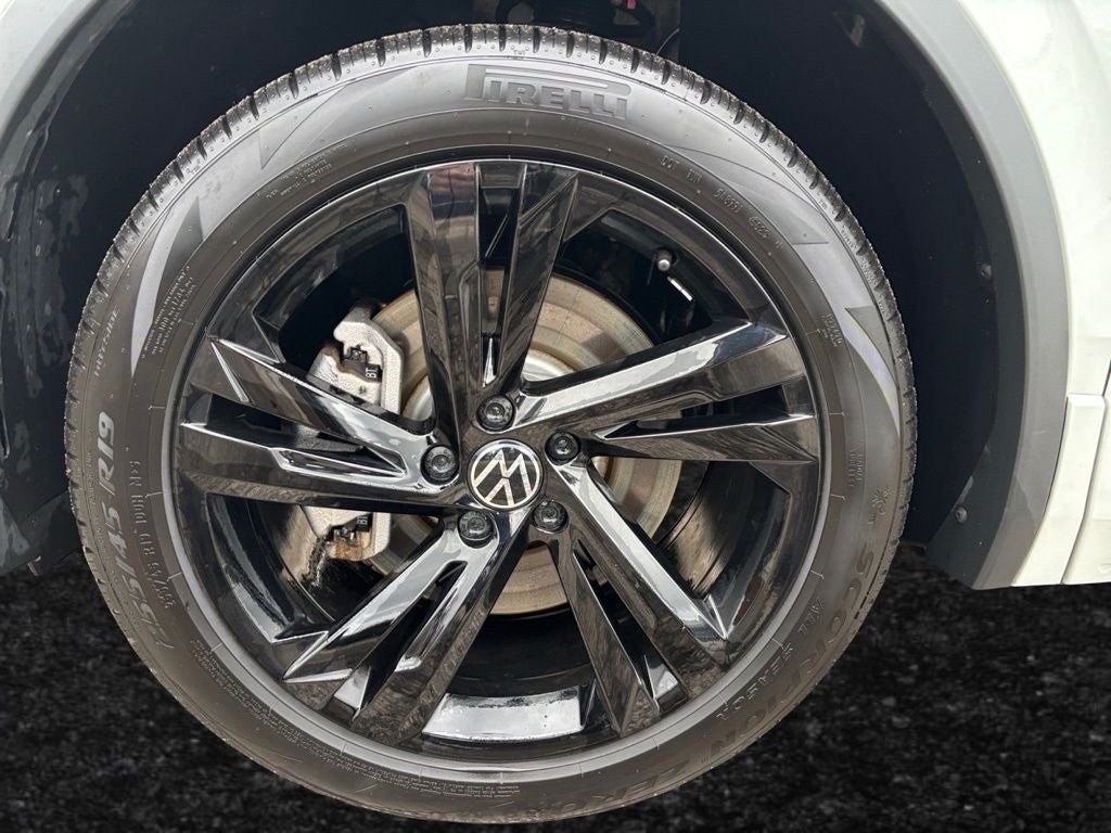 2024 Volkswagen Tiguan 2.0T SE R-Line Black