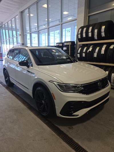 2024 Volkswagen Tiguan 2.0T SE R-Line Black
