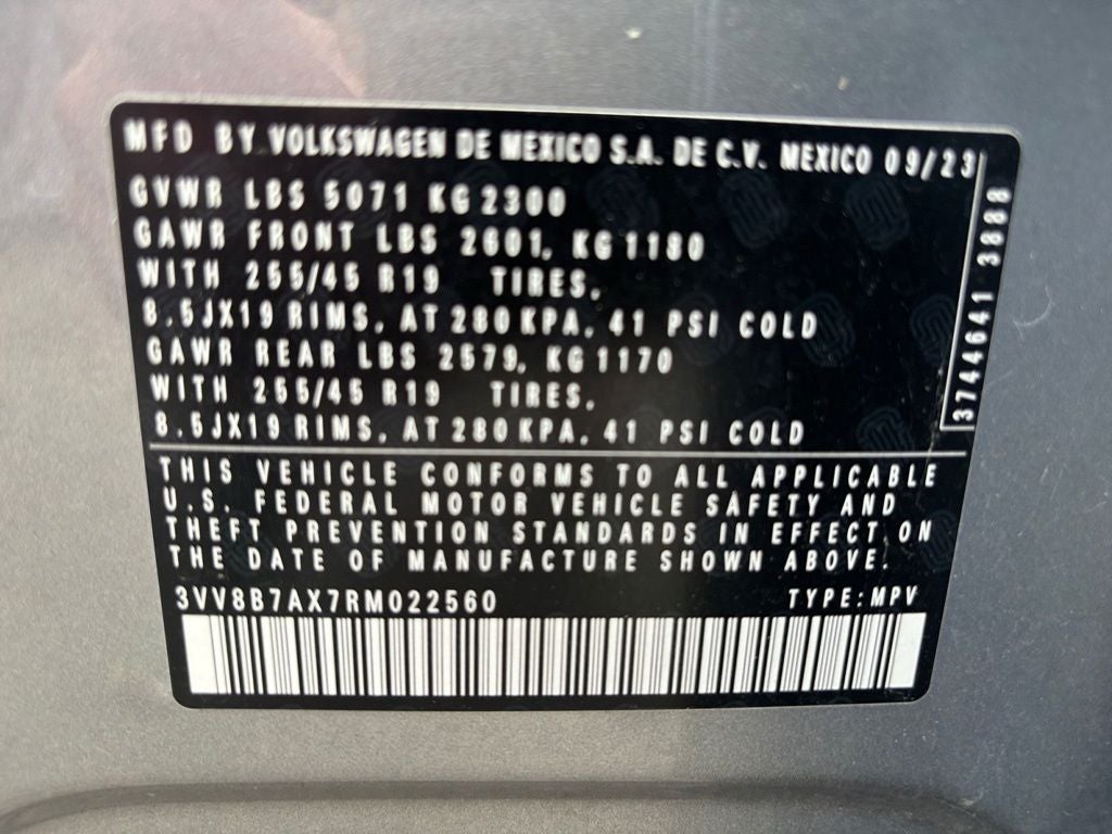 2024 Volkswagen Tiguan 2.0T SE R-Line Black