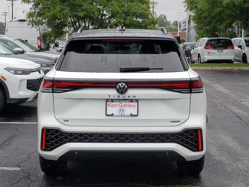 2026 Volkswagen Tiguan 2.0T SE R-Line Black