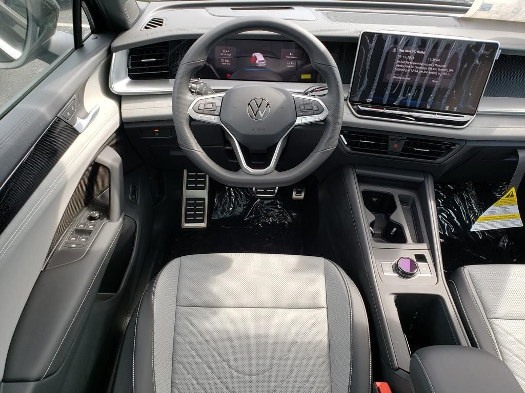 2026 Volkswagen Tiguan 2.0T SE R-Line Black