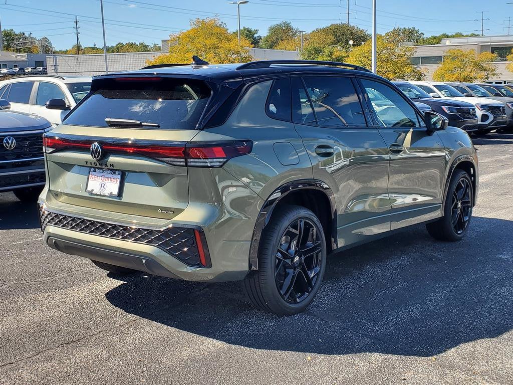 2026 Volkswagen Tiguan SE R-Line Black