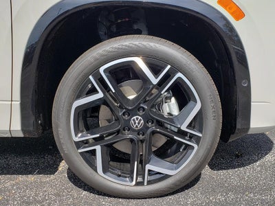 2026 Volkswagen Tiguan SEL R-Line Turbo