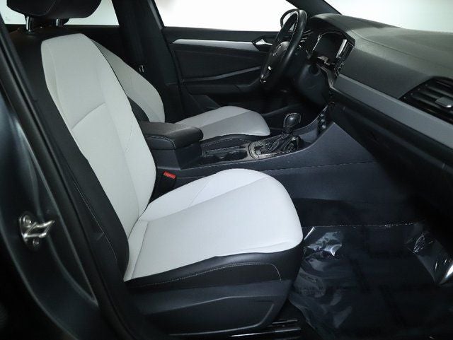 2021 Volkswagen Jetta R-Line