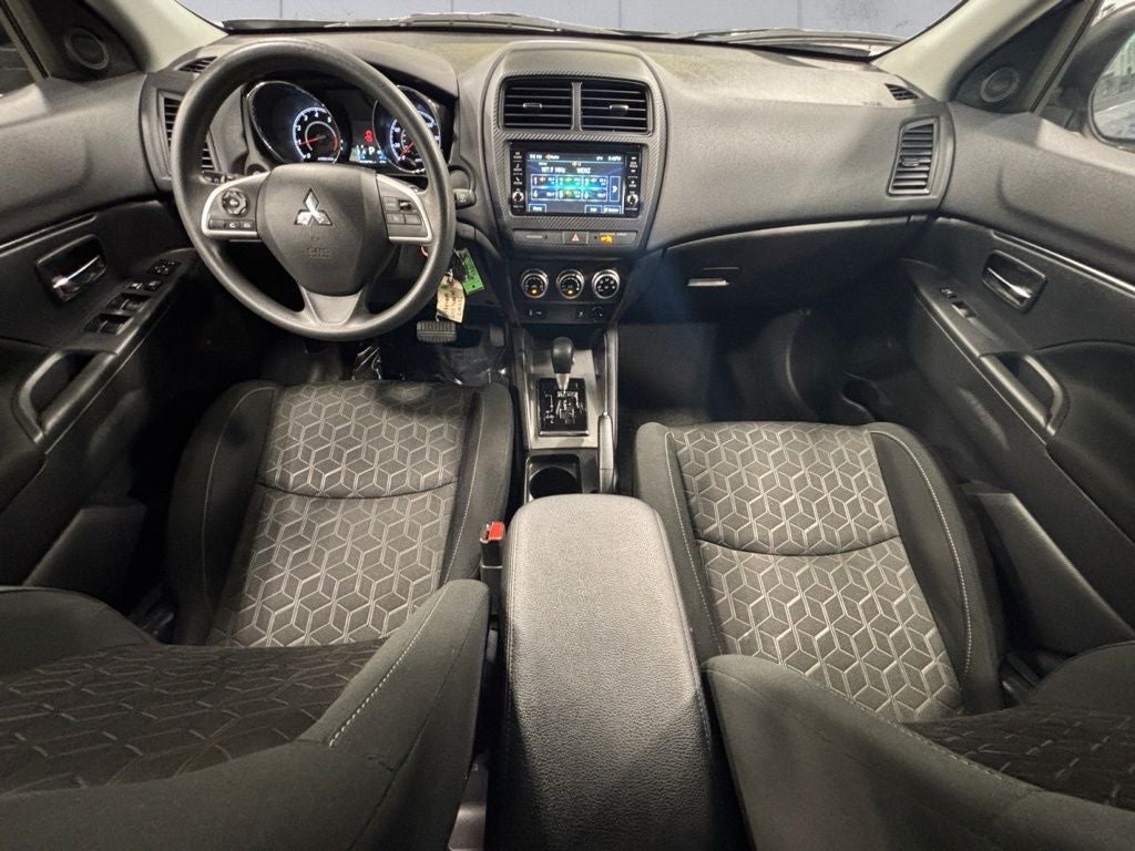 2025 Mitsubishi Outlander Sport 2.0 ES