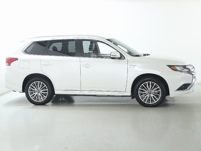 2022 Mitsubishi Outlander PHEV SEL
