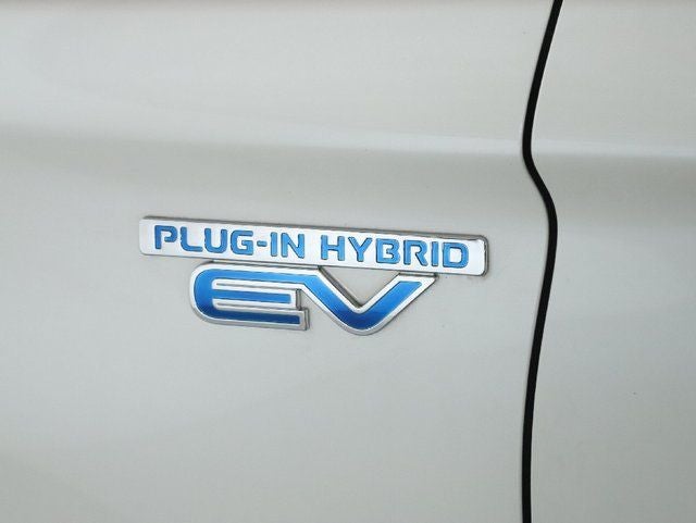 2022 Mitsubishi Outlander PHEV SEL