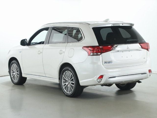2022 Mitsubishi Outlander PHEV SEL